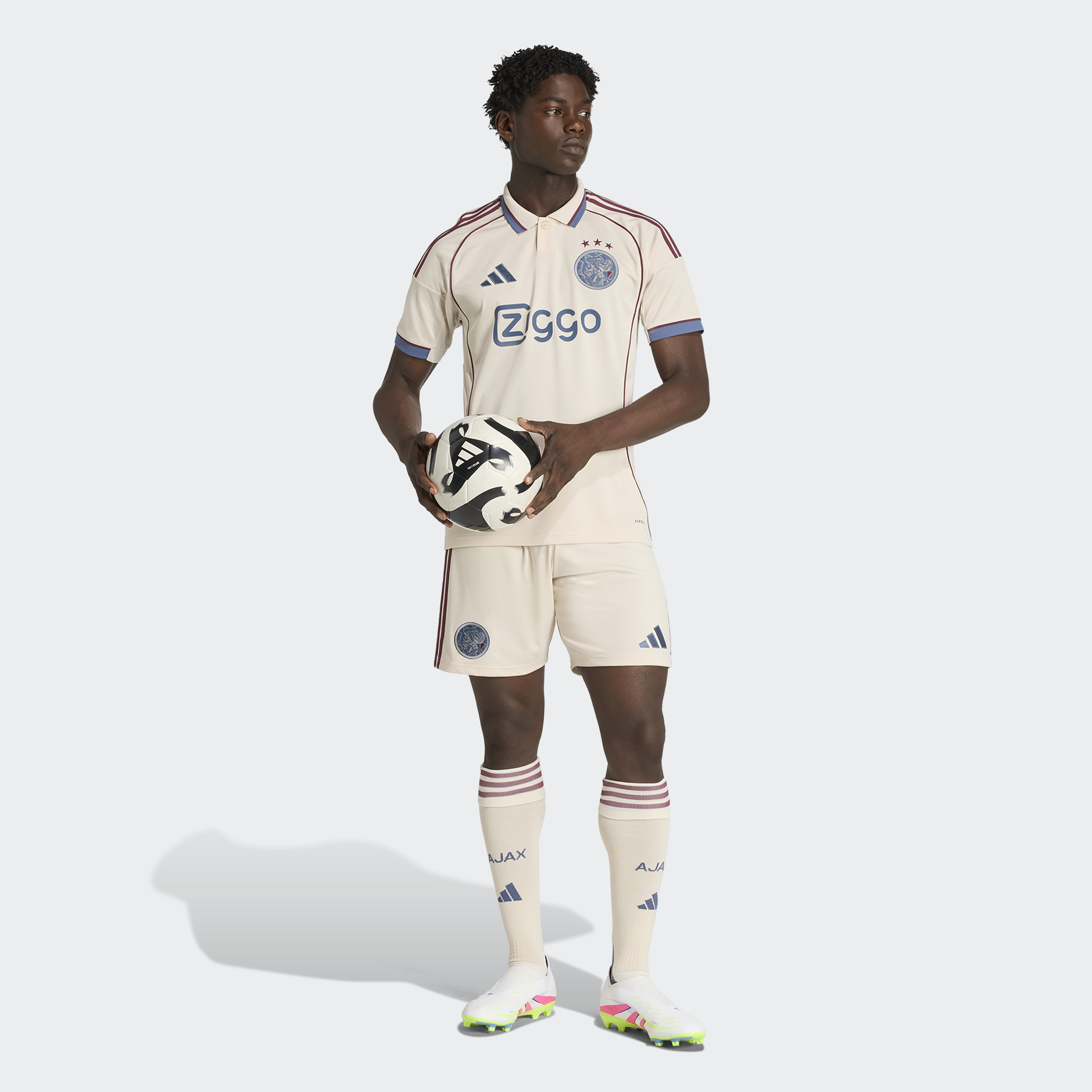 Ajax 25/26 — Away · Torcedor — Bege — foto 6