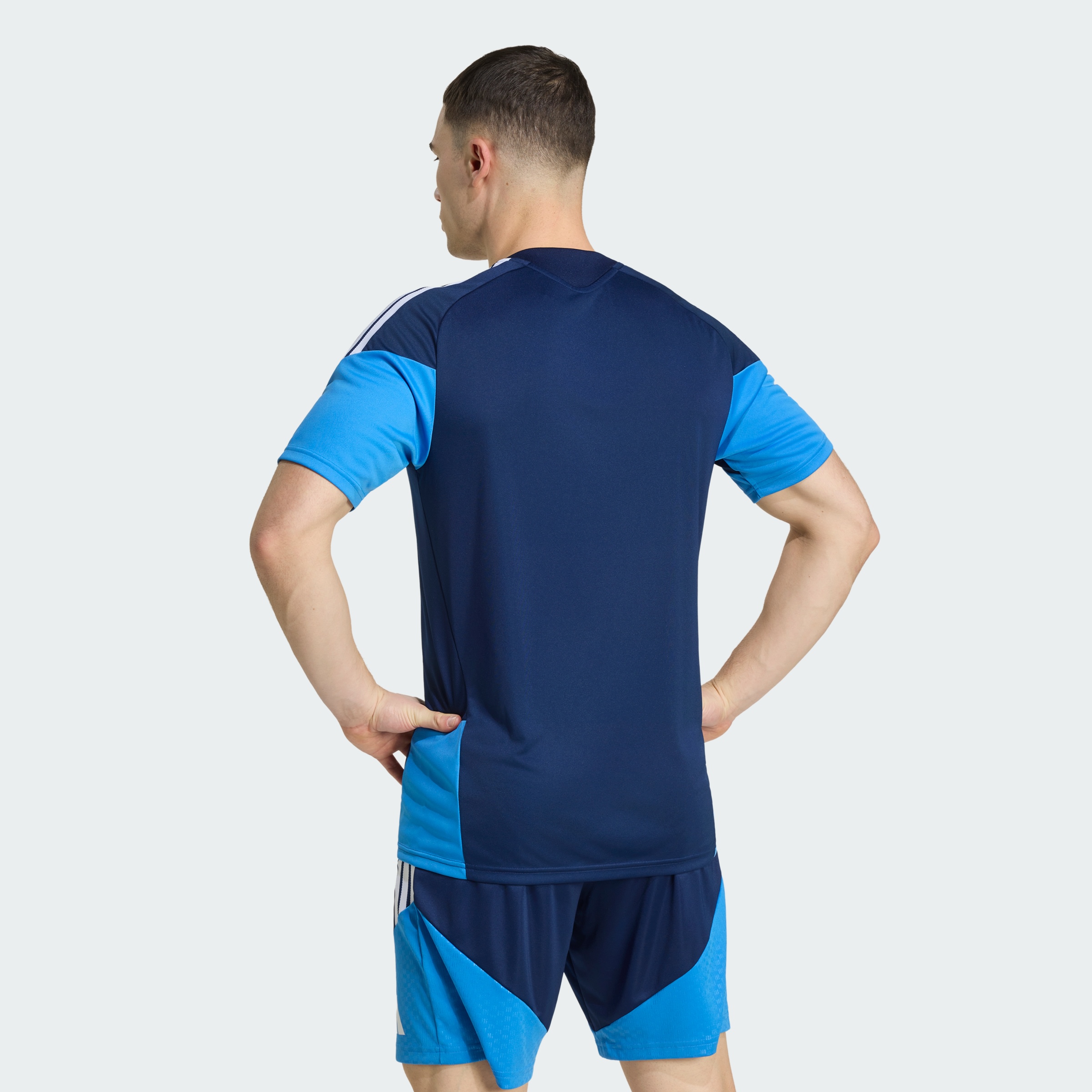 Cruzeiro 26/27 — Treino Dark Blue — foto 6