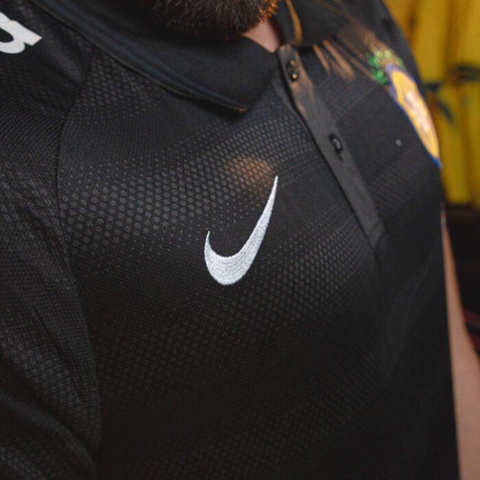 Camisa Pré-Jogo Itaú Brasil 2026 - Gola Polo - Grafite — foto 2